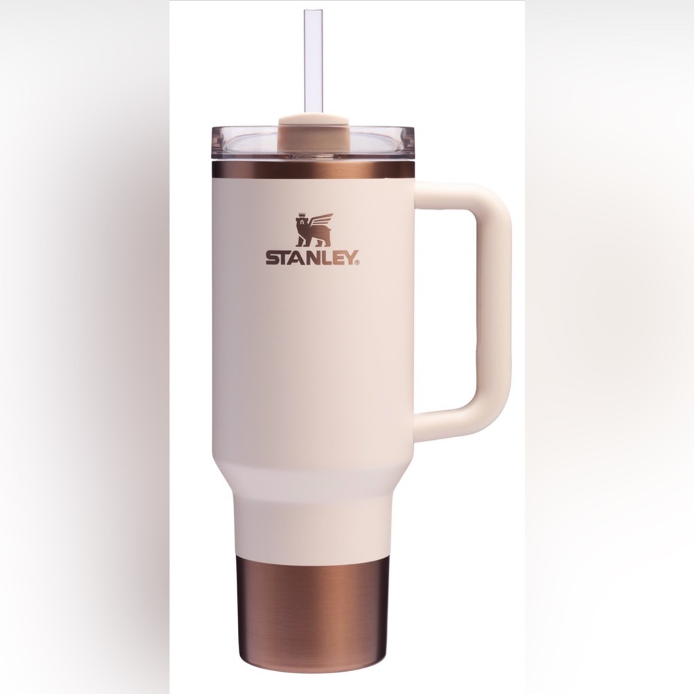 Stanley Flowstate 2.0 Gilded Sugar 40oz BNWT